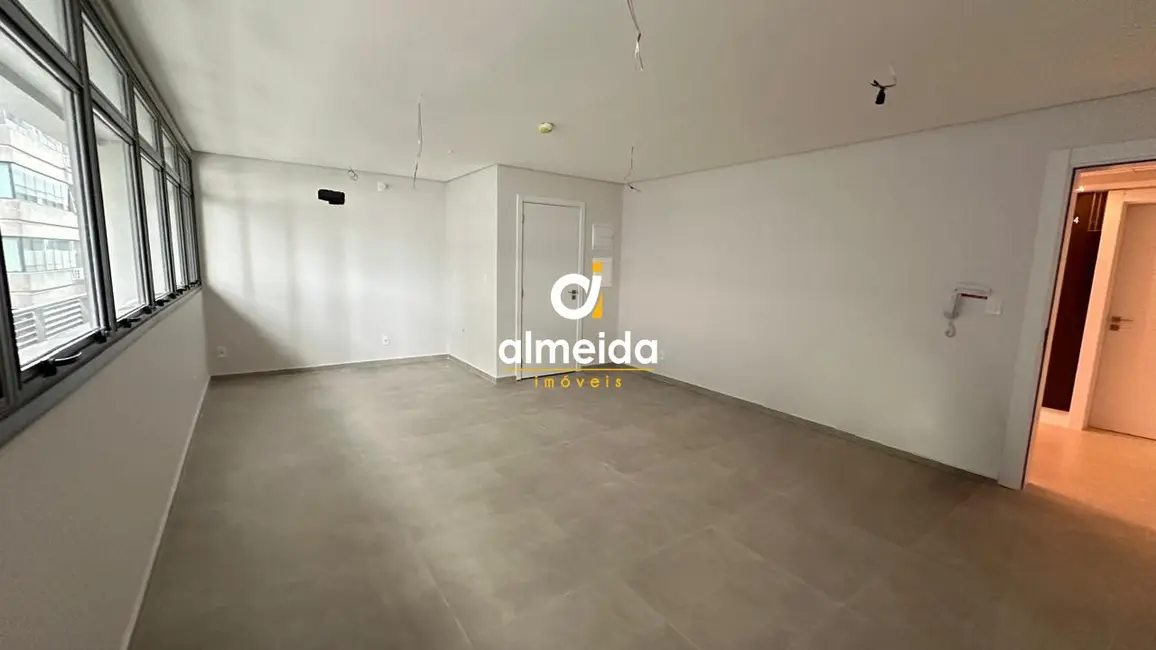 Sala Comercial com 1 quarto à venda, 38m2 em Centro, Santa Maria - RS - imagem 1 Foto 1 de Sala Comercial com 1 quarto à venda, 38m2 em Centro, Santa Maria - RS
