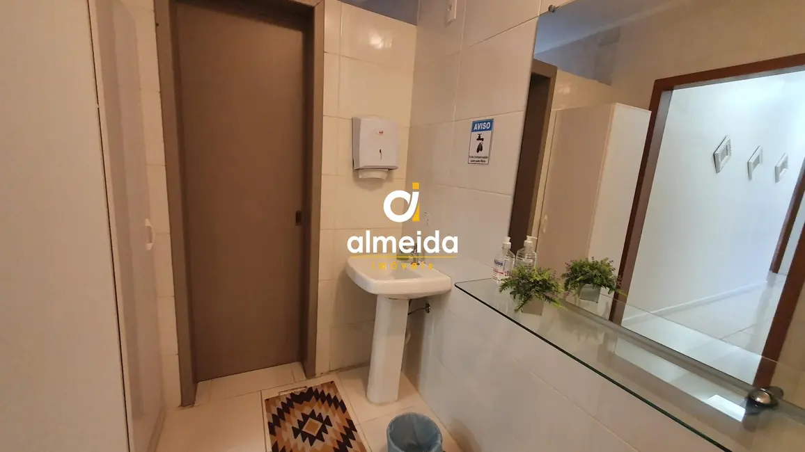 Sala Comercial com 1 quarto para alugar, 12m2 em Nossa Senhora de Lourdes, Santa Maria - RS - imagem 8 Foto 8 de Sala Comercial com 1 quarto para alugar, 12m2 em Nossa Senhora de Lourdes, Santa Maria - RS