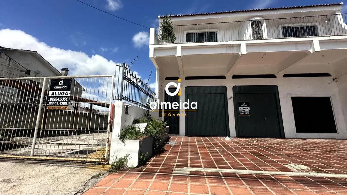 Prédio Inteiro com 10 quartos para alugar, 200m2 em Nonoai, Santa Maria - RS - imagem 1 Foto 1 de Prédio Inteiro com 10 quartos para alugar, 200m2 em Nonoai, Santa Maria - RS