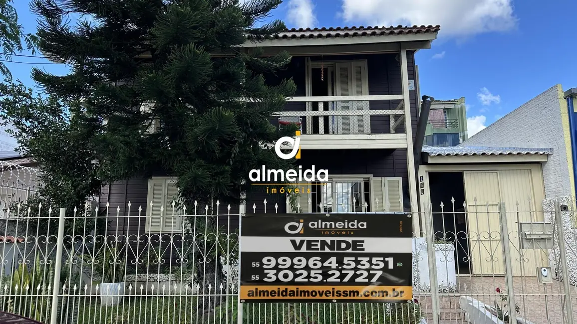 Foto 1 de Casa com 5 quartos à venda, 252m2 em Nossa Senhora Medianeira, Santa Maria - RS