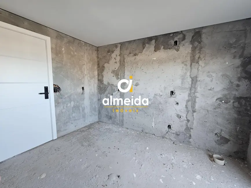 Foto 3 de Cobertura com 3 quartos à venda, 331m2 em Nossa Senhora das Dores, Santa Maria - RS