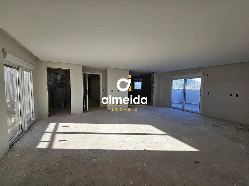 Foto 7 de Cobertura com 3 quartos à venda, 331m2 em Nossa Senhora das Dores, Santa Maria - RS