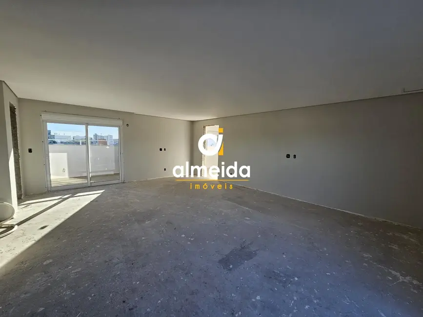 Cobertura com 3 quartos à venda, 331m2 em Nossa Senhora das Dores, Santa Maria - RS - imagem 6 Foto 6 de Cobertura com 3 quartos à venda, 331m2 em Nossa Senhora das Dores, Santa Maria - RS