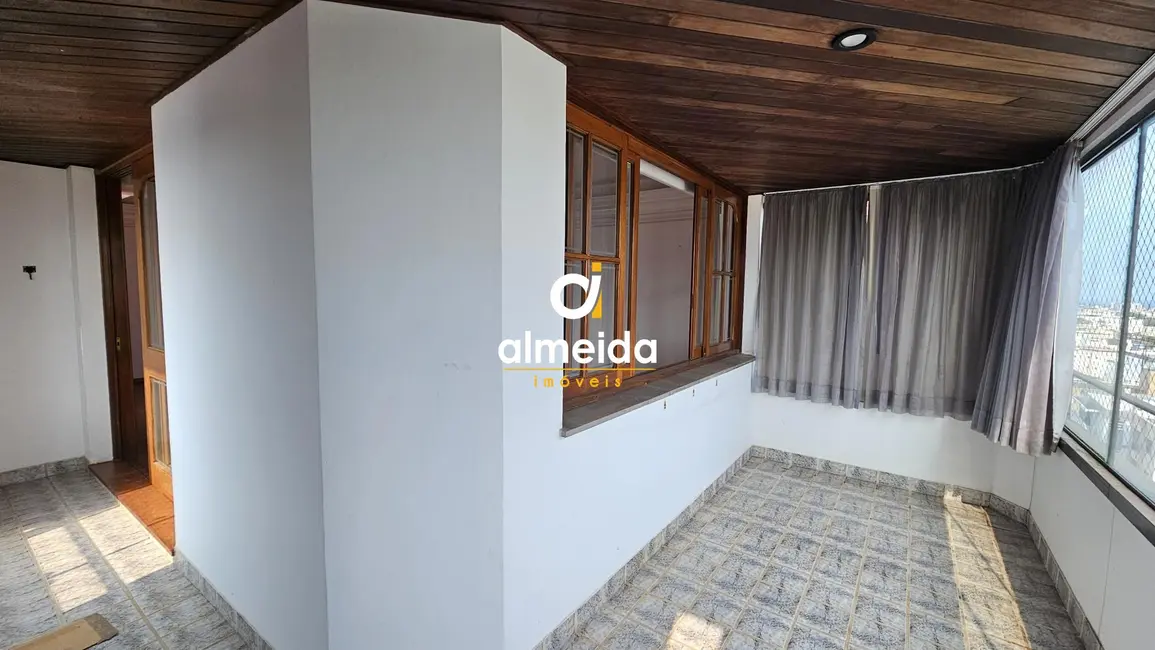 Foto 7 de Apartamento com 4 quartos à venda, 240m2 em Nossa Senhora do Rosário, Santa Maria - RS