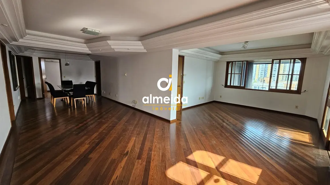Foto 9 de Apartamento com 4 quartos à venda, 240m2 em Nossa Senhora do Rosário, Santa Maria - RS