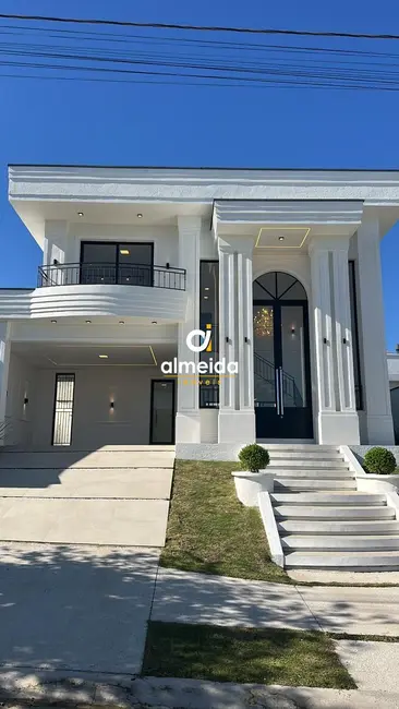 Casa com 3 quartos à venda, 215m2 em Tomazetti, Santa Maria - RS - imagem 1 Foto 1 de Casa com 3 quartos à venda, 215m2 em Tomazetti, Santa Maria - RS