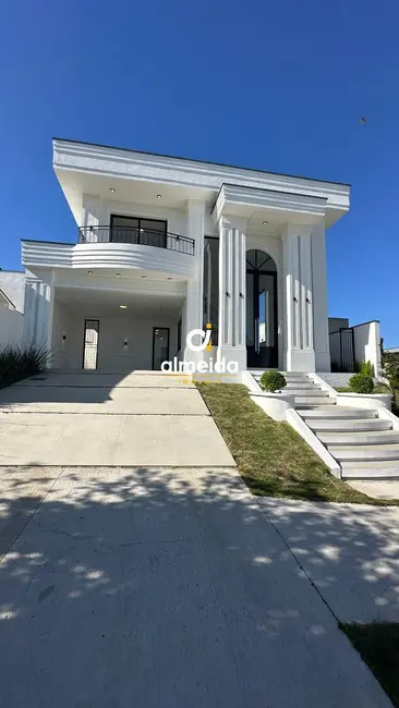 Casa com 3 quartos à venda, 215m2 em Tomazetti, Santa Maria - RS - imagem 3 Foto 3 de Casa com 3 quartos à venda, 215m2 em Tomazetti, Santa Maria - RS