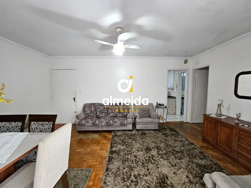Foto 5 de Apartamento com 2 quartos para alugar, 88m2 em Centro, Santa Maria - RS
