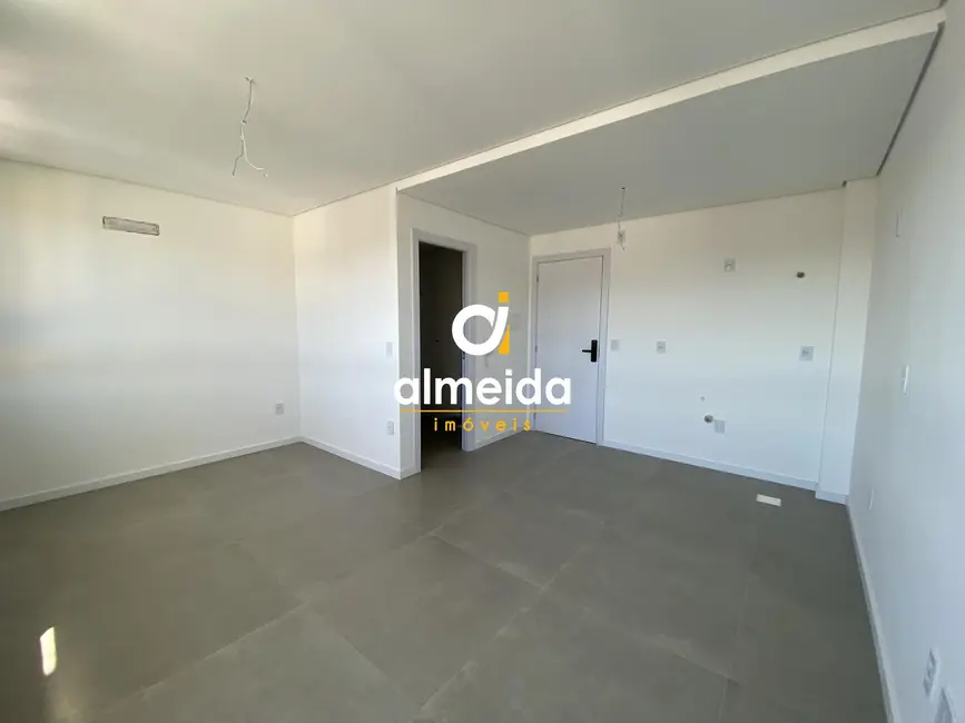 Foto 2 de Apartamento com 1 quarto à venda, 25m2 em Camobi, Santa Maria - RS