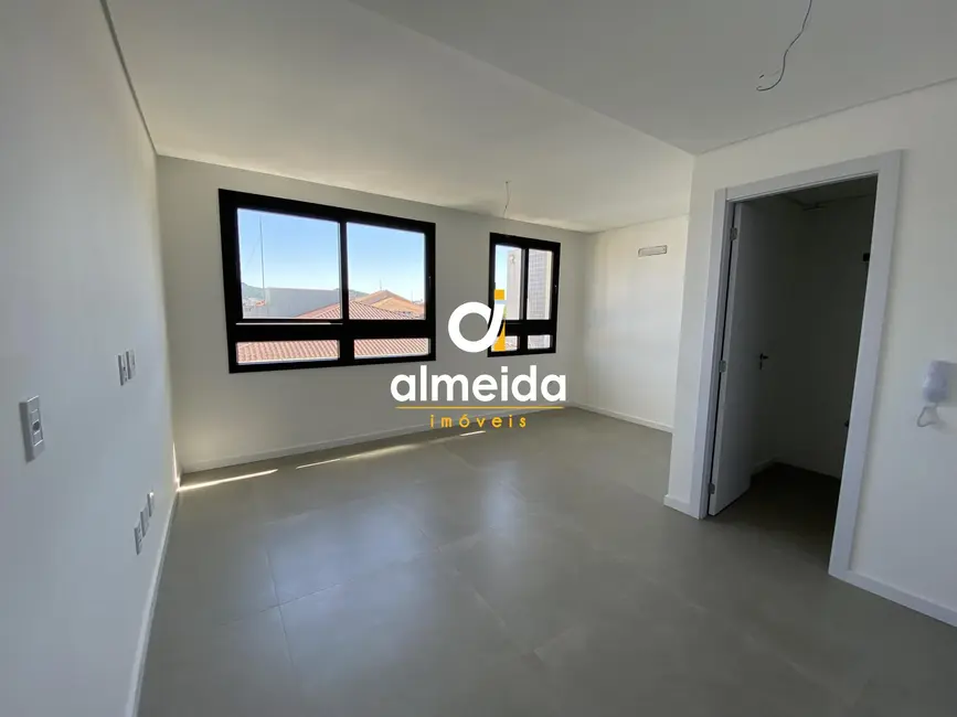 Foto 3 de Apartamento com 1 quarto à venda, 25m2 em Camobi, Santa Maria - RS