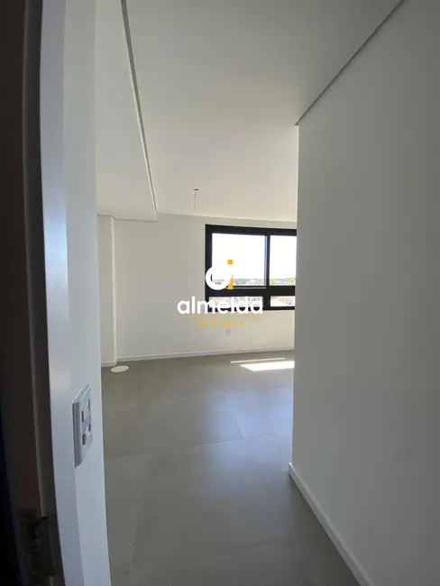 Foto 2 de Apartamento com 2 quartos à venda, 36m2 em Camobi, Santa Maria - RS