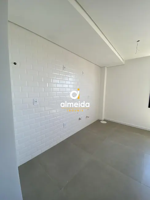 Foto 3 de Apartamento com 2 quartos à venda, 36m2 em Camobi, Santa Maria - RS