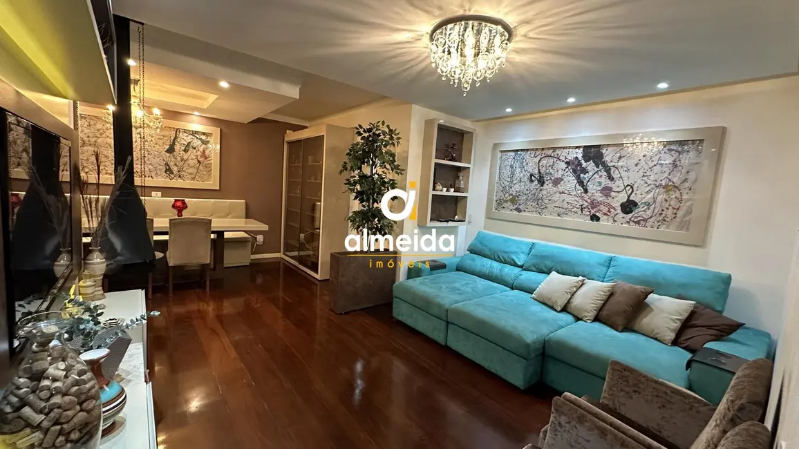 Foto 1 de Sala Comercial com 4 quartos para alugar, 332m2 em Nossa Senhora de Lourdes, Santa Maria - RS