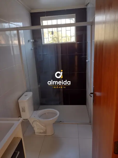 Foto 8 de Casa com 2 quartos à venda, 73m2 em Chácara das Flores, Santa Maria - RS