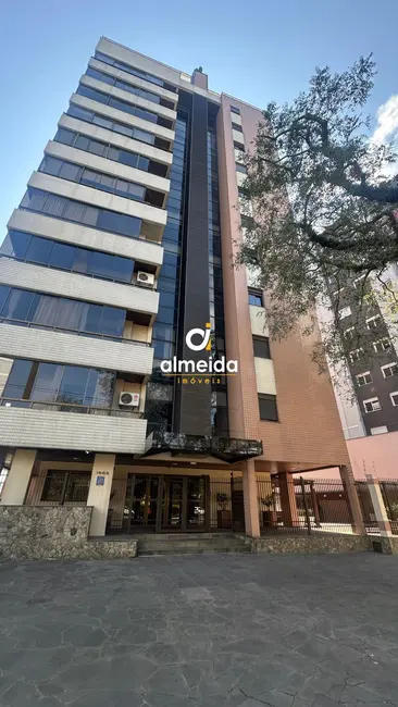 Foto 1 de Apartamento com 3 quartos à venda, 209m2 em Centro, Santa Maria - RS