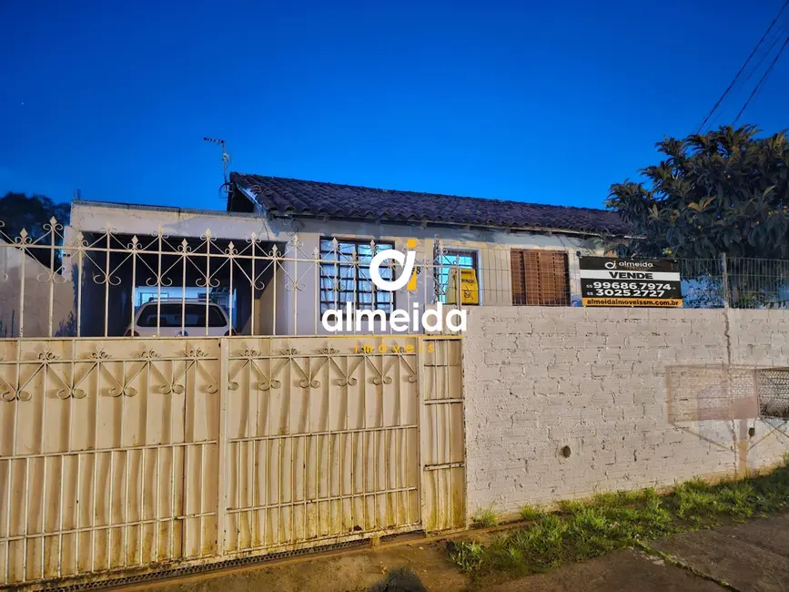 Casa com 2 quartos à venda, 82m2 em Diácono João Luiz Pozzobon, Santa Maria - RS - imagem 1 Foto 1 de Casa com 2 quartos à venda, 82m2 em Diácono João Luiz Pozzobon, Santa Maria - RS