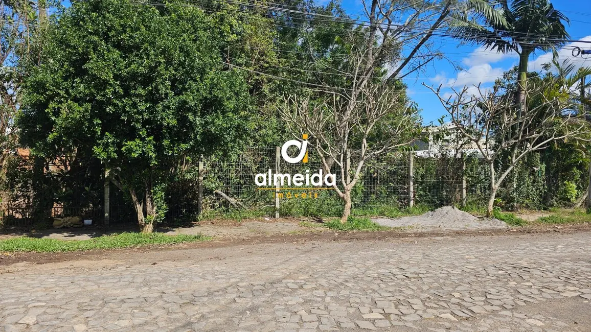 Foto 1 de Terreno / Lote à venda, 900m2 em Urlândia, Santa Maria - RS