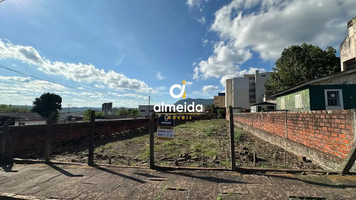 Foto 1 de Terreno / Lote à venda, 634m2 em Nossa Senhora do Rosário, Santa Maria - RS