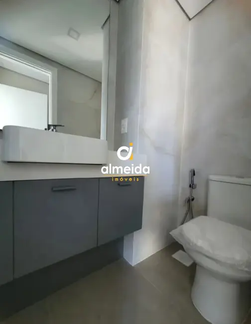 Foto 6 de Apartamento com 2 quartos à venda, 83m2 em Nossa Senhora de Fátima, Santa Maria - RS