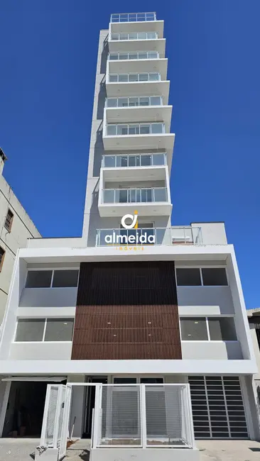 Foto 2 de Apartamento com 2 quartos à venda, 83m2 em Nossa Senhora de Fátima, Santa Maria - RS