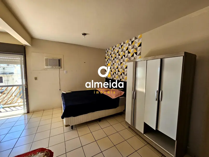 Foto 4 de Kitnet para alugar, 28m2 em Nossa Senhora de Fátima, Santa Maria - RS