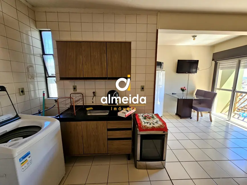 Foto 3 de Kitnet para alugar, 28m2 em Nossa Senhora de Fátima, Santa Maria - RS