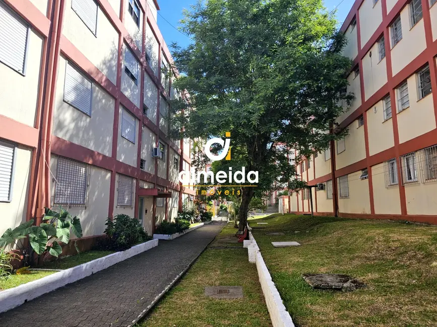 Foto 1 de Apartamento com 3 quartos à venda, 61m2 em Nossa Senhora de Lourdes, Santa Maria - RS