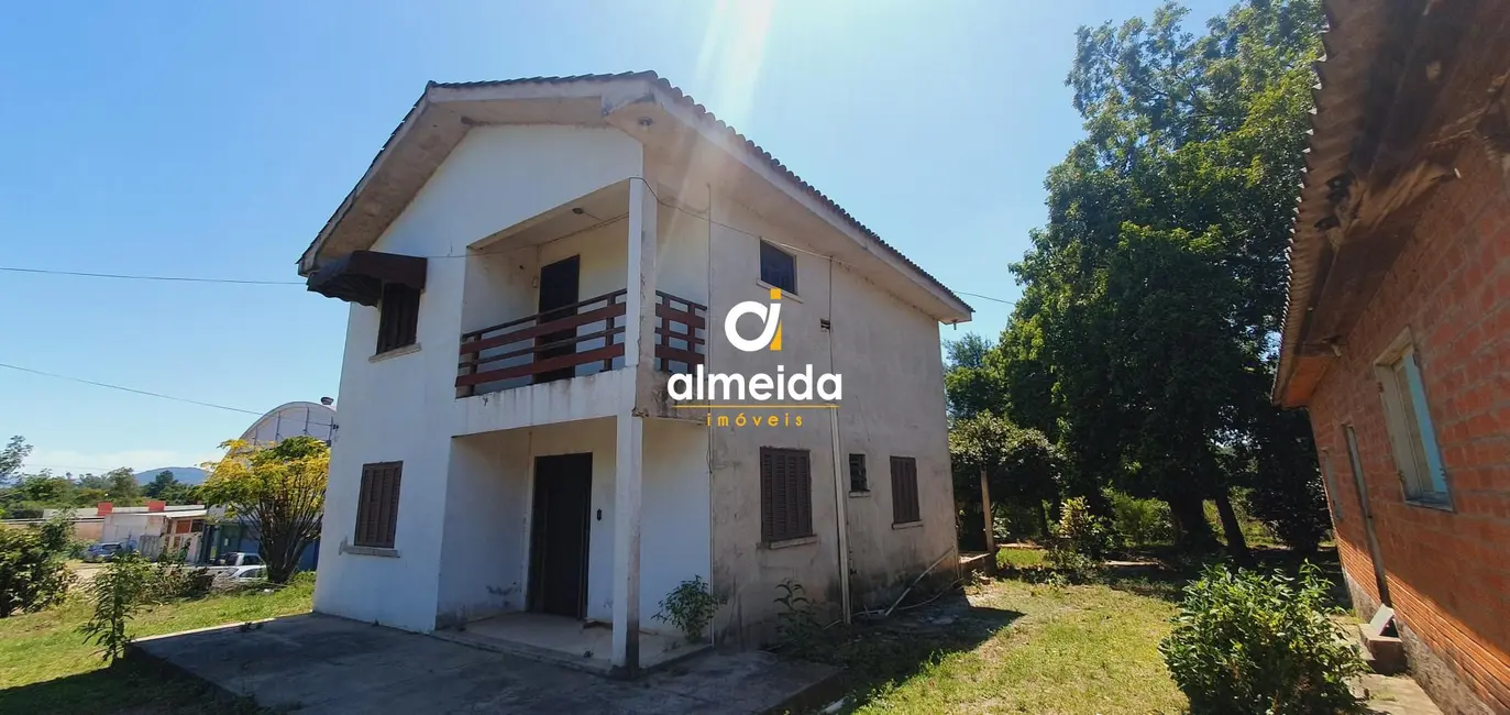 Foto 1 de Terreno / Lote à venda, 10000m2 em Tomazetti, Santa Maria - RS