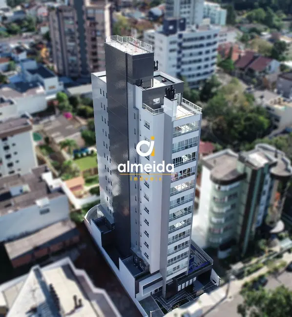 Foto 1 de Apartamento com 3 quartos à venda, 202m2 em Nossa Senhora de Lourdes, Santa Maria - RS