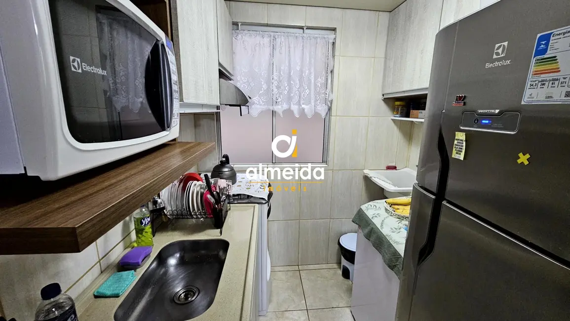 Foto 4 de Apartamento com 2 quartos à venda, 38m2 em Urlândia, Santa Maria - RS