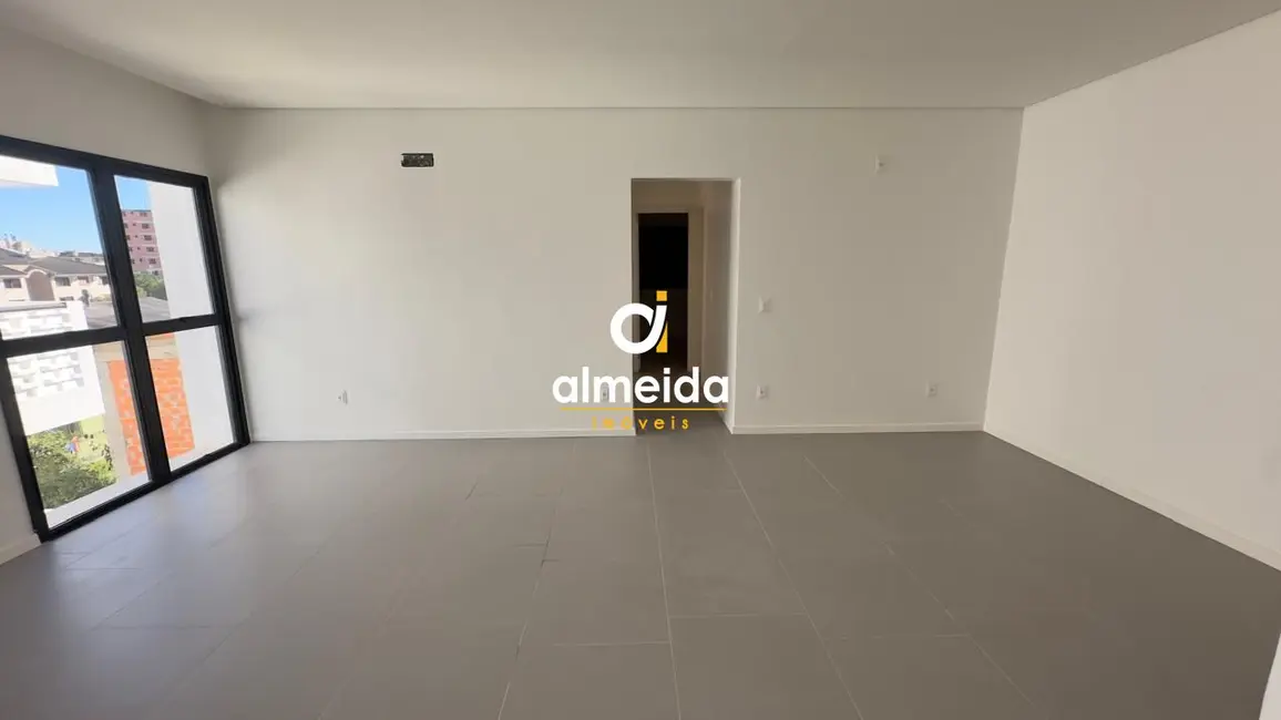 Foto 6 de Apartamento com 2 quartos à venda, 74m2 em Camobi, Santa Maria - RS
