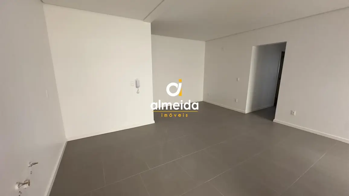 Foto 9 de Apartamento com 2 quartos à venda, 92m2 em Camobi, Santa Maria - RS