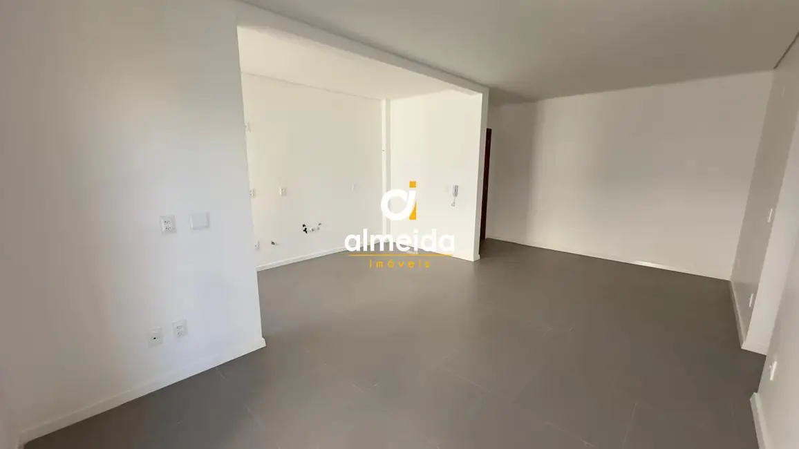 Foto 5 de Apartamento com 2 quartos à venda, 74m2 em Camobi, Santa Maria - RS