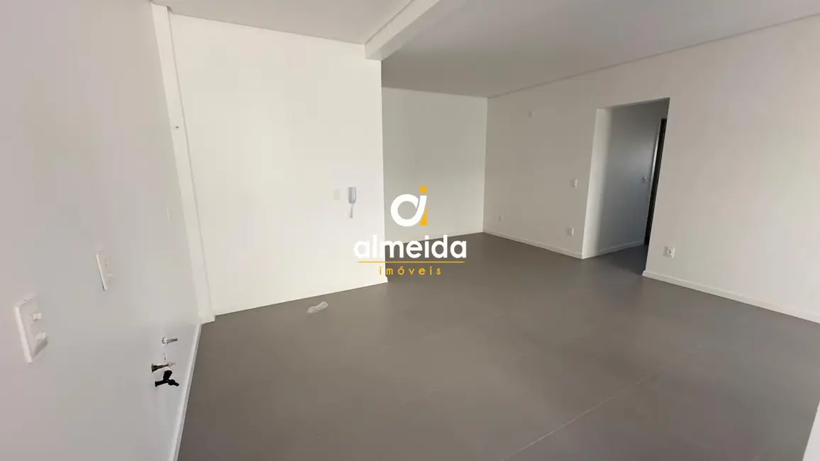 Foto 7 de Apartamento com 2 quartos à venda, 74m2 em Camobi, Santa Maria - RS