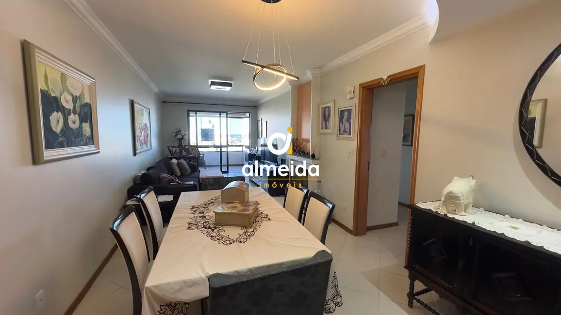 Foto 1 de Apartamento com 3 quartos à venda, 130m2 em Nossa Senhora de Fátima, Santa Maria - RS