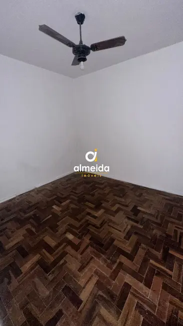 Foto 1 de Apartamento com 2 quartos para alugar, 41m2 em Nossa Senhora de Lourdes, Santa Maria - RS