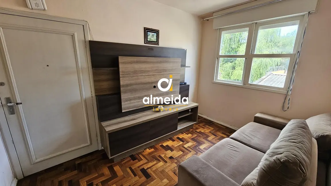 Foto 3 de Apartamento com 2 quartos à venda, 48m2 em Nossa Senhora de Lourdes, Santa Maria - RS