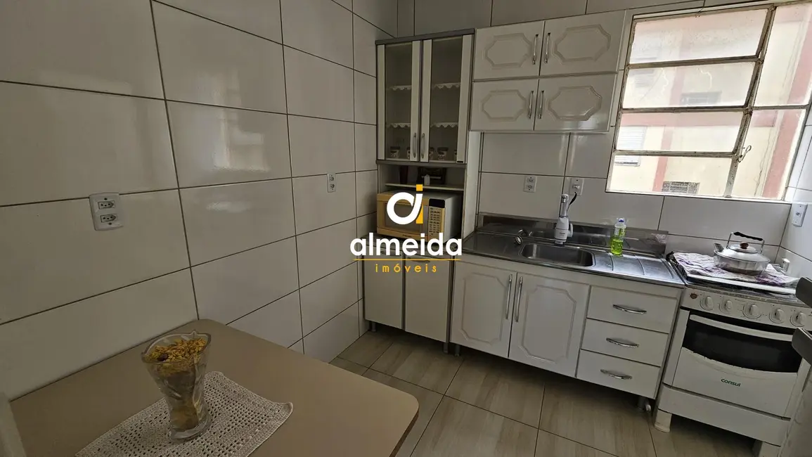 Foto 5 de Apartamento com 2 quartos à venda, 48m2 em Nossa Senhora de Lourdes, Santa Maria - RS