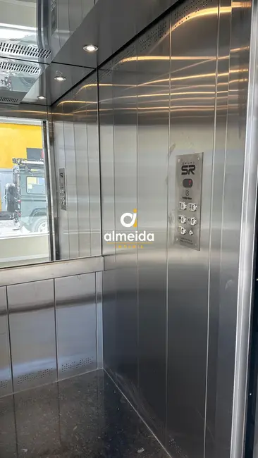 Sala Comercial com 2 quartos para alugar, 300m2 em Nossa Senhora de Fátima, Santa Maria - RS - imagem 8 Foto 8 de Sala Comercial com 2 quartos para alugar, 300m2 em Nossa Senhora de Fátima, Santa Maria - RS
