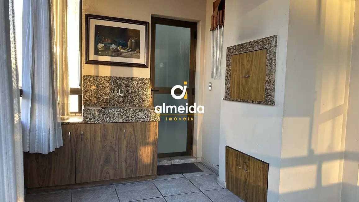 Foto 8 de Apartamento com 3 quartos à venda, 183m2 em Centro, Santa Maria - RS