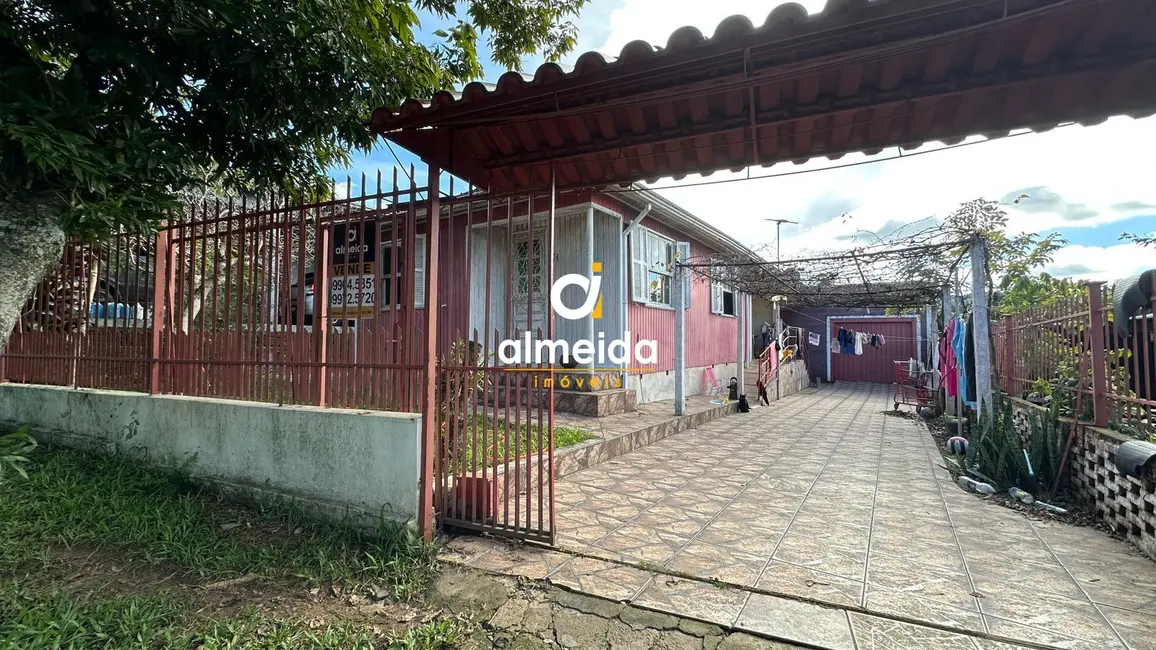 Casa com 3 quartos à venda, 110m2 em Santa Maria - RS - imagem 2 Foto 2 de Casa com 3 quartos à venda, 110m2 em Santa Maria - RS