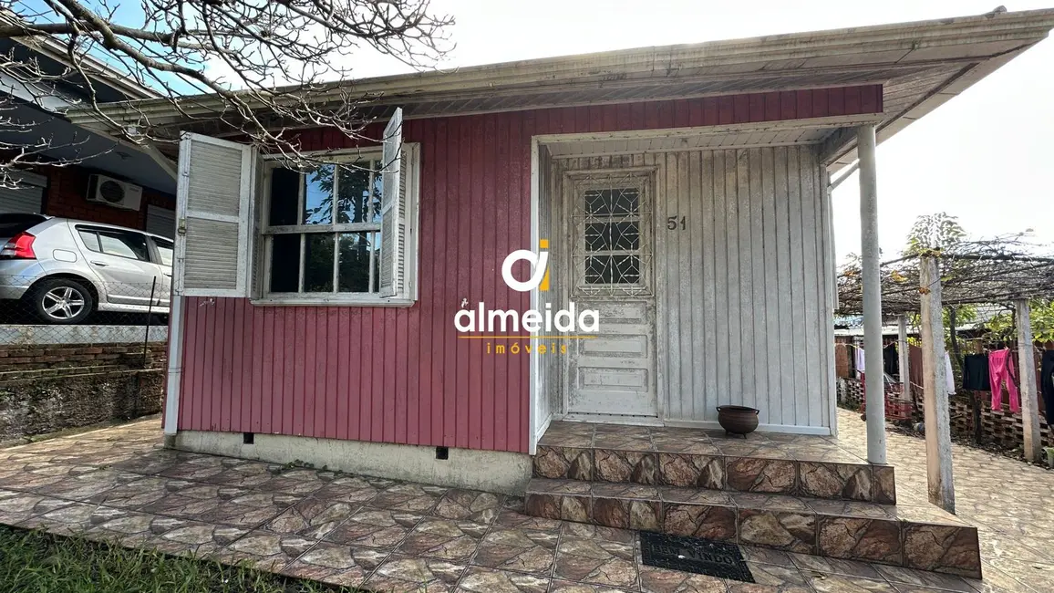 Casa com 3 quartos à venda, 110m2 em Santa Maria - RS - imagem 4 Foto 4 de Casa com 3 quartos à venda, 110m2 em Santa Maria - RS
