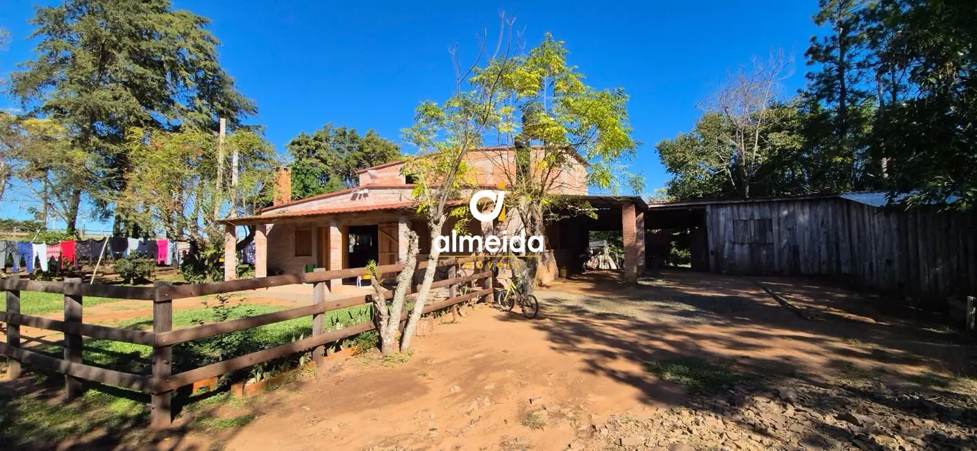 Chácara com 3 quartos à venda, 170m2 em Sao Pedro Do Sul - RS - imagem 1 Foto 1 de Chácara com 3 quartos à venda, 170m2 em Sao Pedro Do Sul - RS