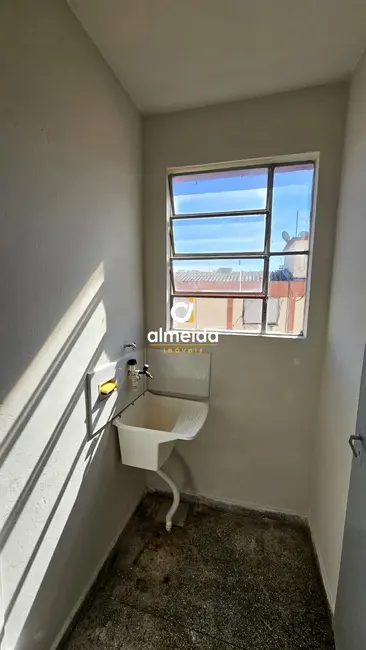 Foto 5 de Apartamento com 3 quartos à venda, 52m2 em Nossa Senhora de Lourdes, Santa Maria - RS