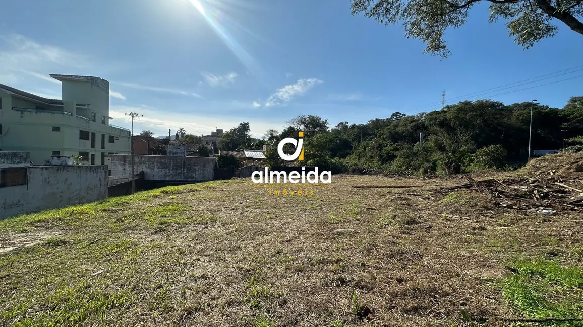 Foto 3 de Terreno / Lote à venda, 720m2 em Nossa Senhora de Lourdes, Santa Maria - RS