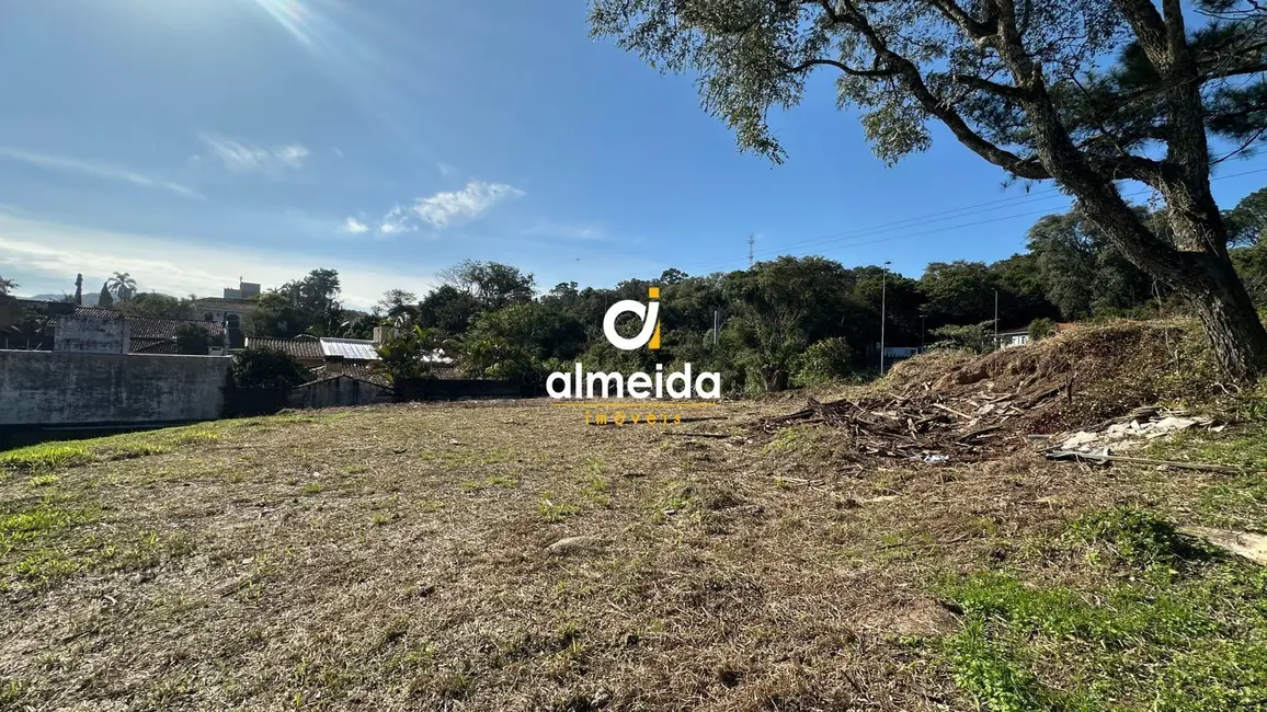 Foto 2 de Terreno / Lote à venda, 720m2 em Nossa Senhora de Lourdes, Santa Maria - RS