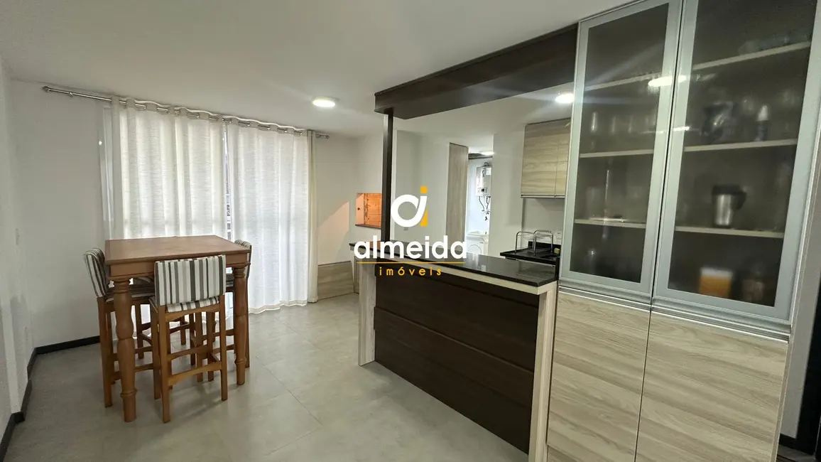 Foto 9 de Apartamento com 2 quartos à venda, 84m2 em Nossa Senhora de Lourdes, Santa Maria - RS