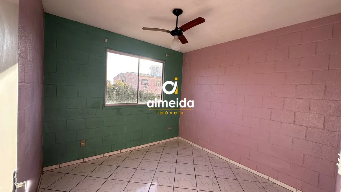 Foto 9 de Apartamento com 2 quartos à venda, 44m2 em Urlândia, Santa Maria - RS