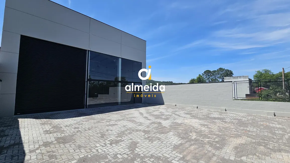 Foto 3 de Armazém / Galpão com 1 quarto para alugar, 272m2 em Tomazetti, Santa Maria - RS