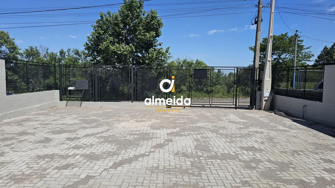 Foto 4 de Armazém / Galpão com 1 quarto para alugar, 272m2 em Tomazetti, Santa Maria - RS